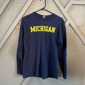 Size M ; cotton long sleeve Tee